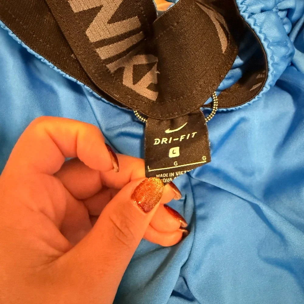Nike athletic shorts boys L